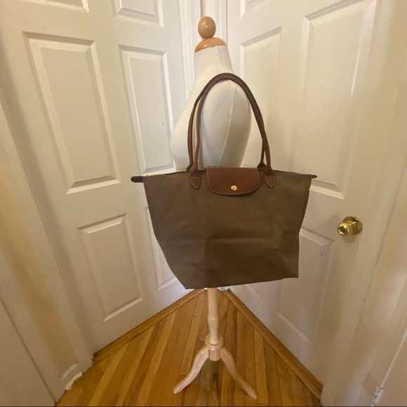 LONGCHAMP MEDIUM Le Pliage Tote - Picture 3 of 11